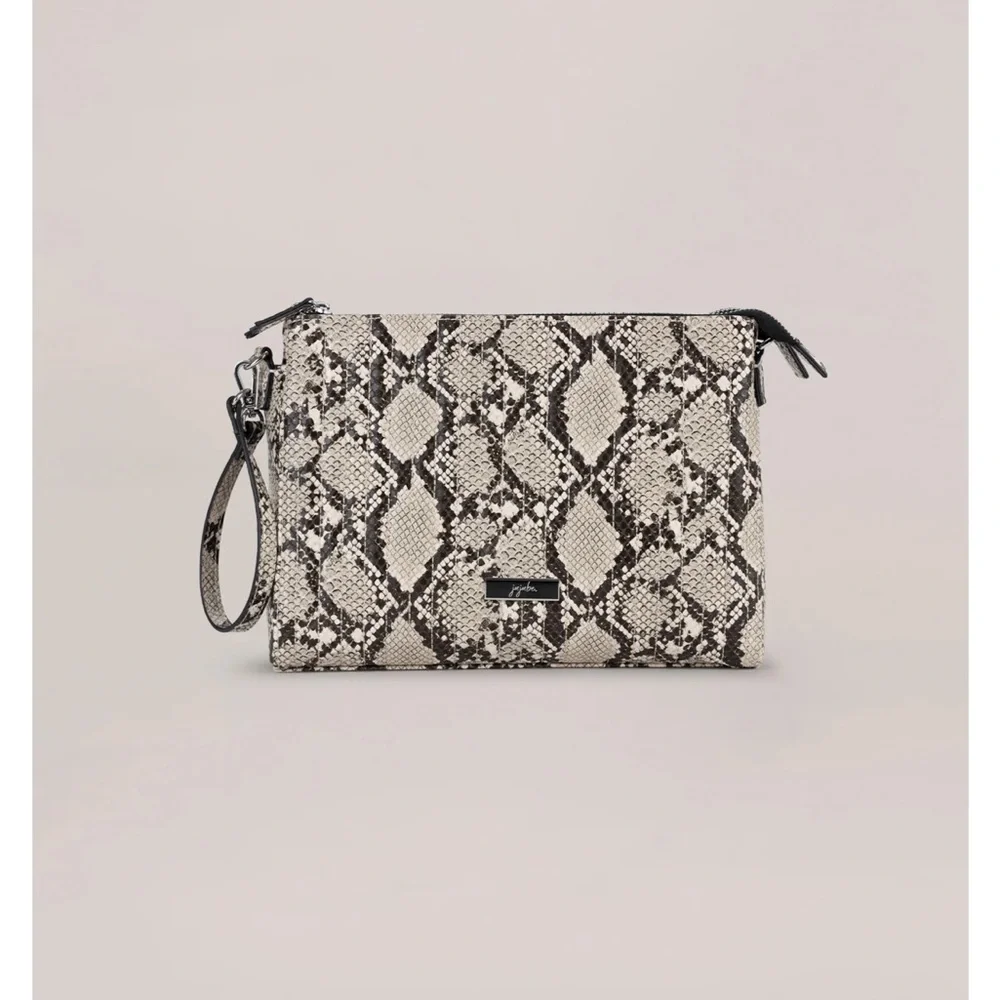 NWT Ju-Ju-Be Day 2 Night Crossbody in Upscale Print